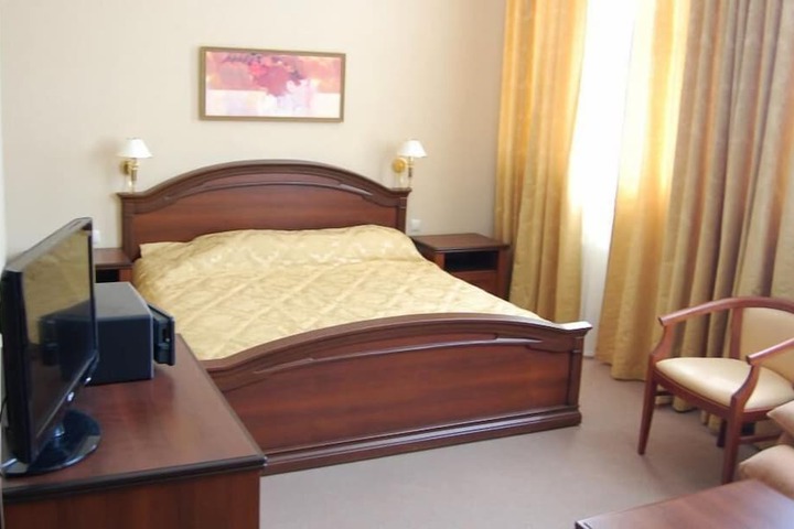 Room 8 of 61