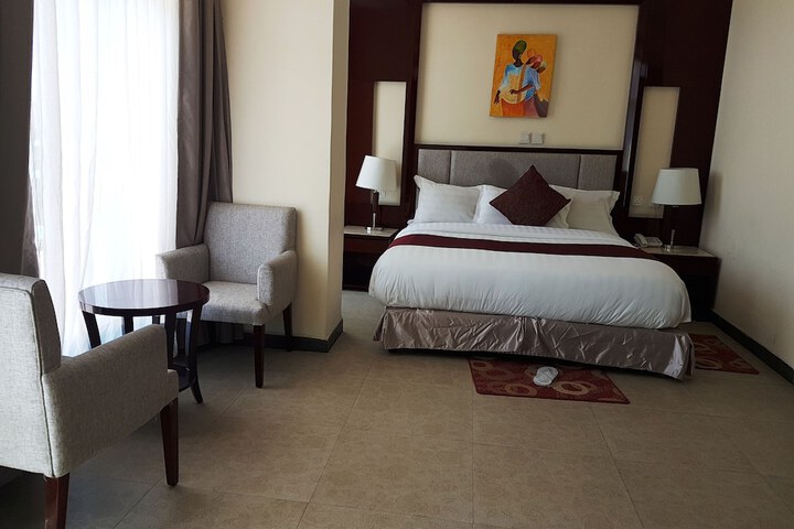 Room 16 of 103