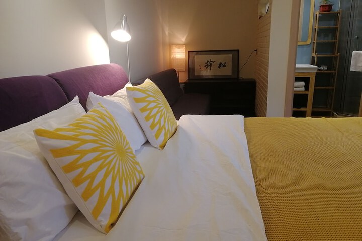 Room 26 of 74