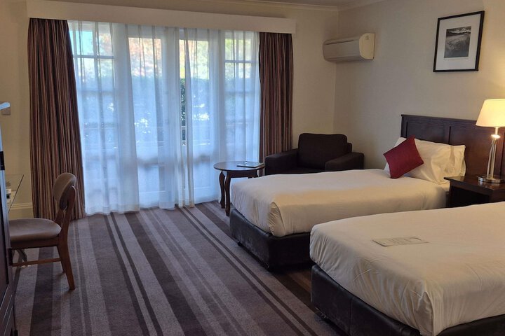 Room 32 of 111