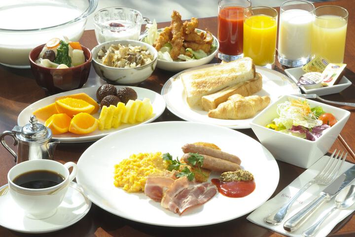 Breakfast/Coffee Service 26 of 32