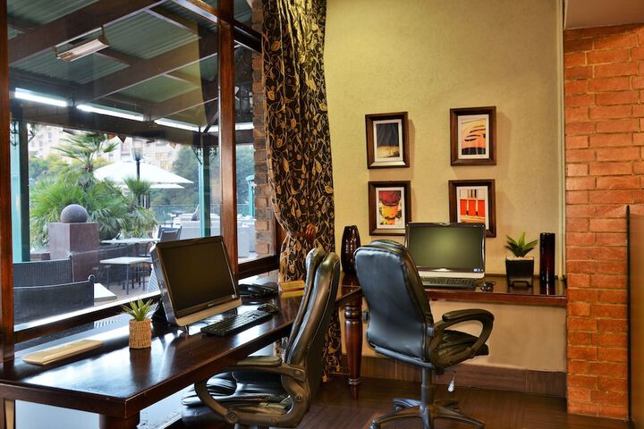 Business Center 132 of 156
