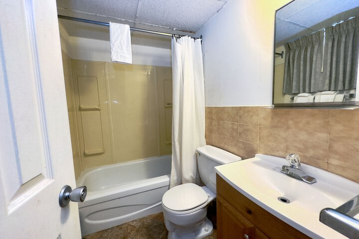 Room 17 of 21