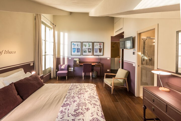 Room 8 of 51