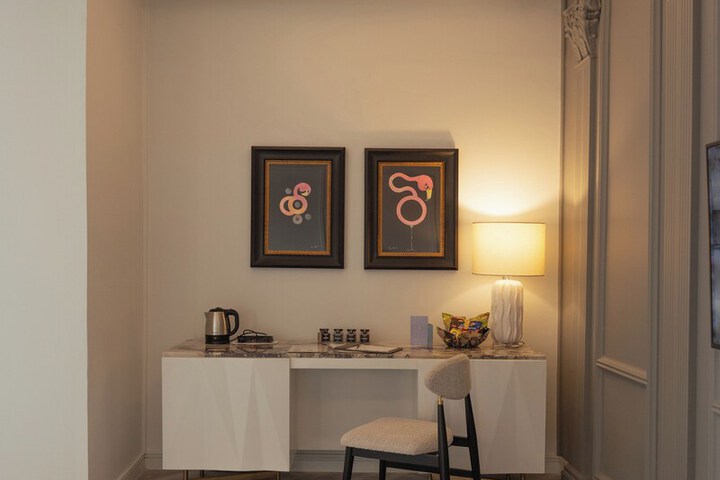 Room 22 of 50