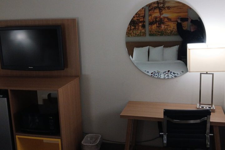 Room amenity