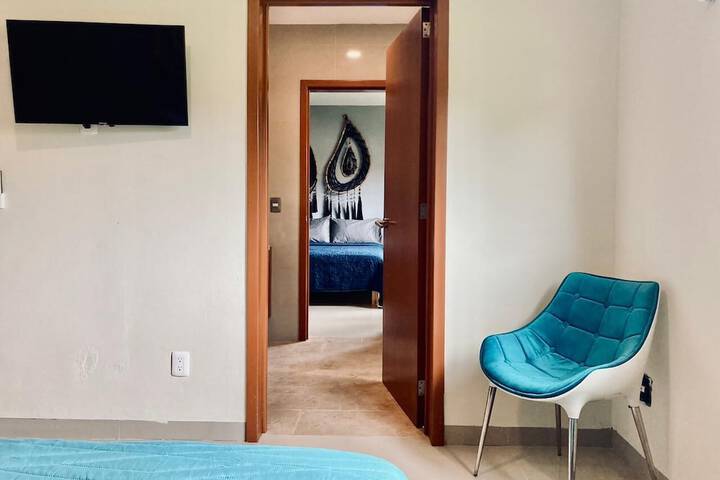Room 13 of 45