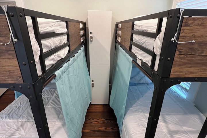 Room 4 of 59