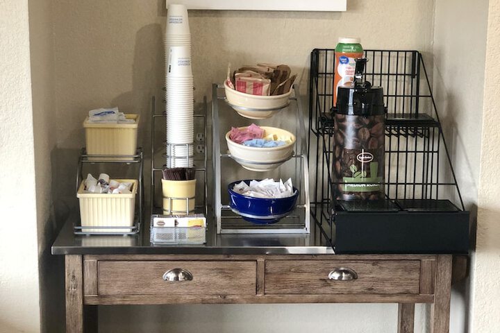 Breakfast/Coffee Service 18 of 21