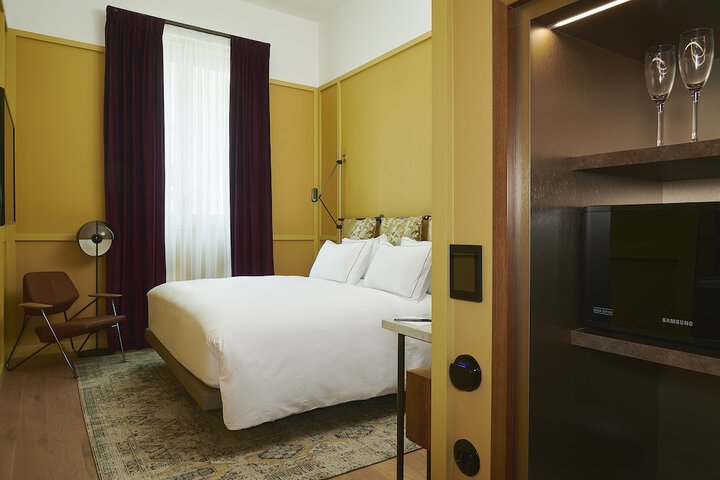 Room 29 of 55