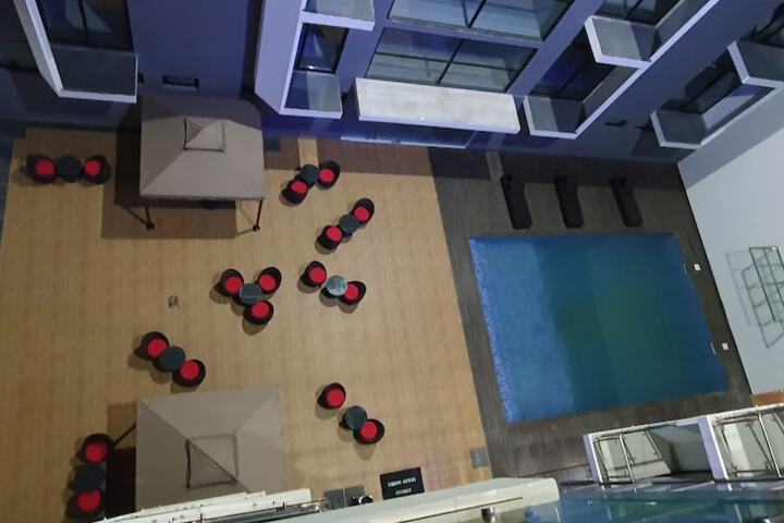 Room 11 of 20