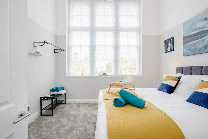 Room 3 of 11