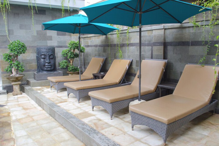 Sundeck