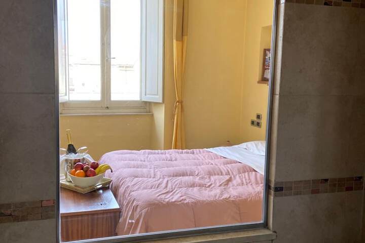 Room 17 of 70