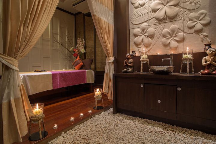 Massage Photo
