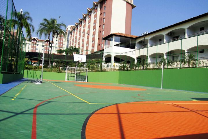 Sport court
