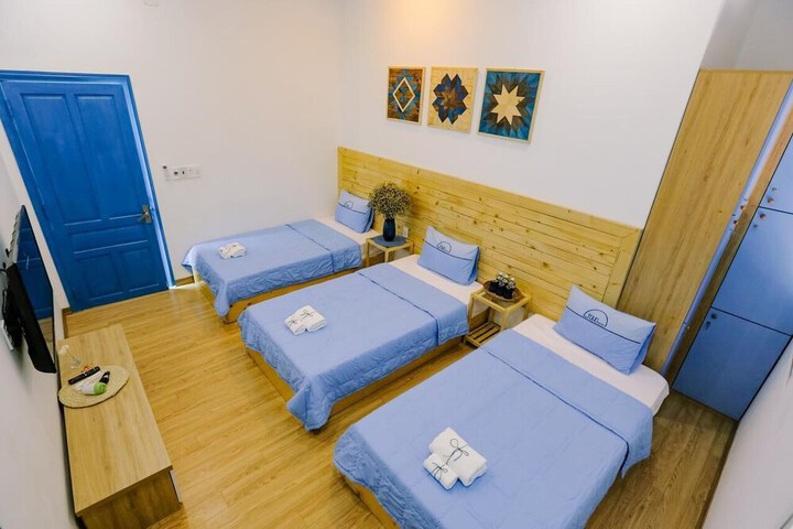 Room 13 of 24