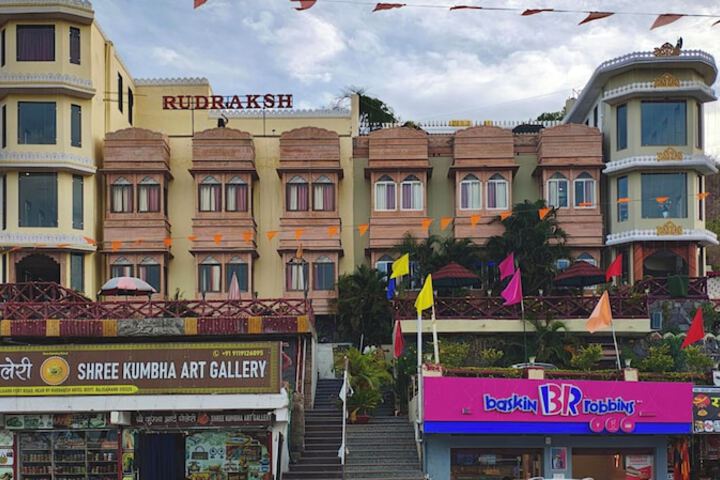 Rudraksh Hotel & Restaurant