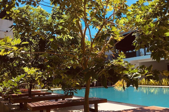 Pool 18 of 30
