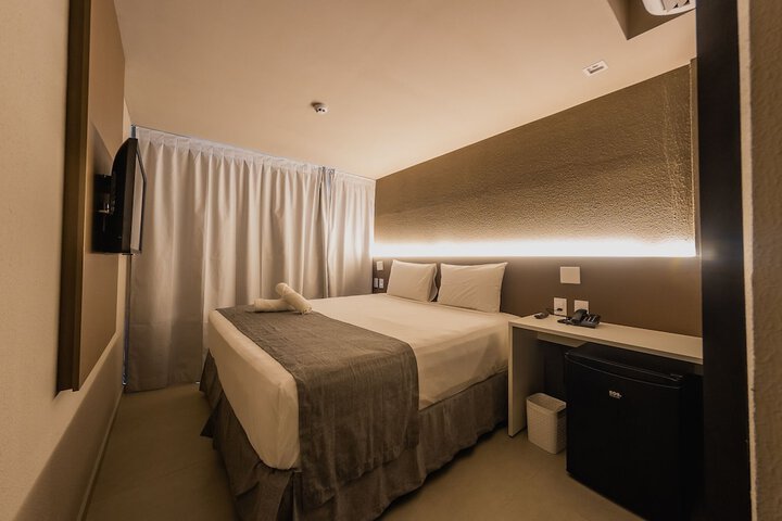Room 7 of 15