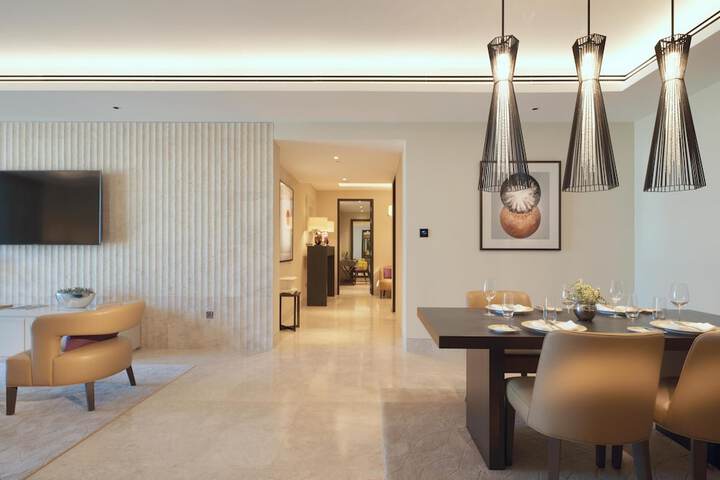 Room 42 of 254