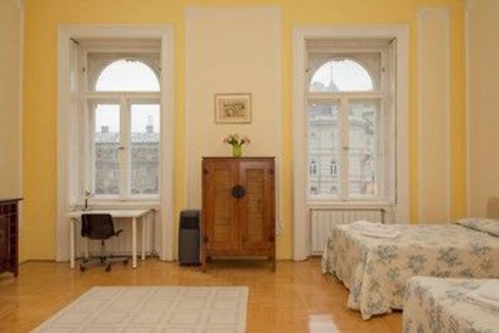 Room 189 of 322
