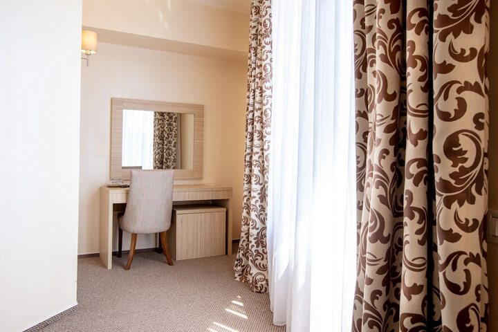 Room 17 of 54