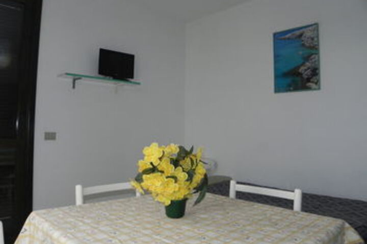 Room 16 of 29
