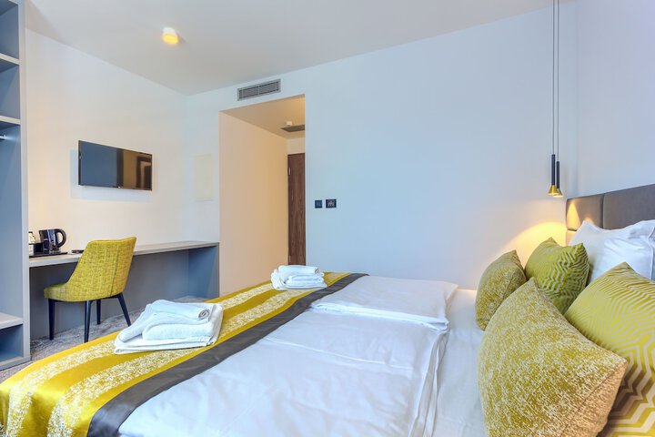 Room 54 of 114