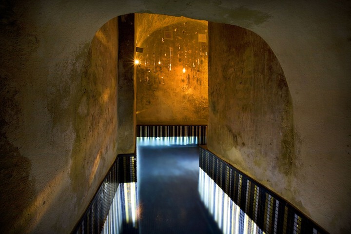 Hotel with Pool