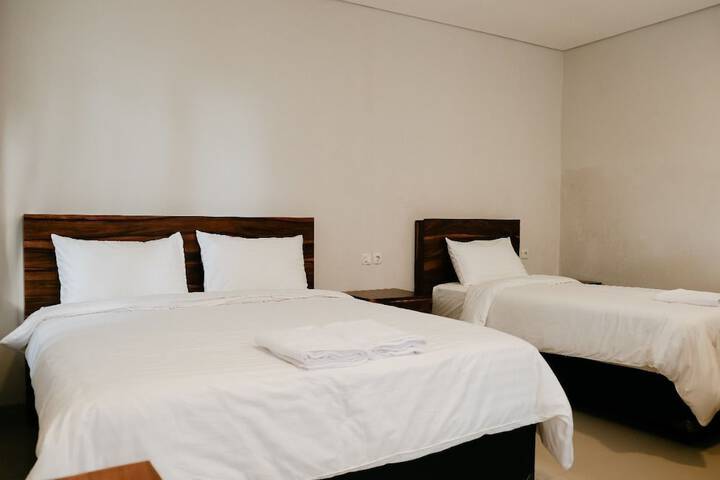 Room 4 of 19
