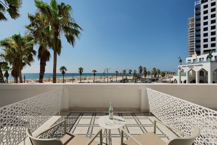 Terrace/Patio 19 of 30