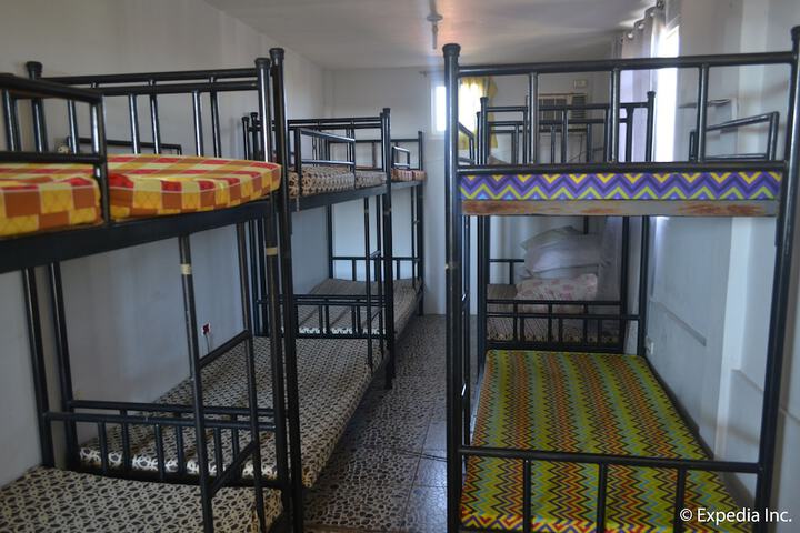 Room 6 of 23
