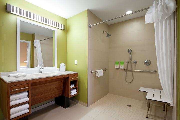 Bathroom shower
