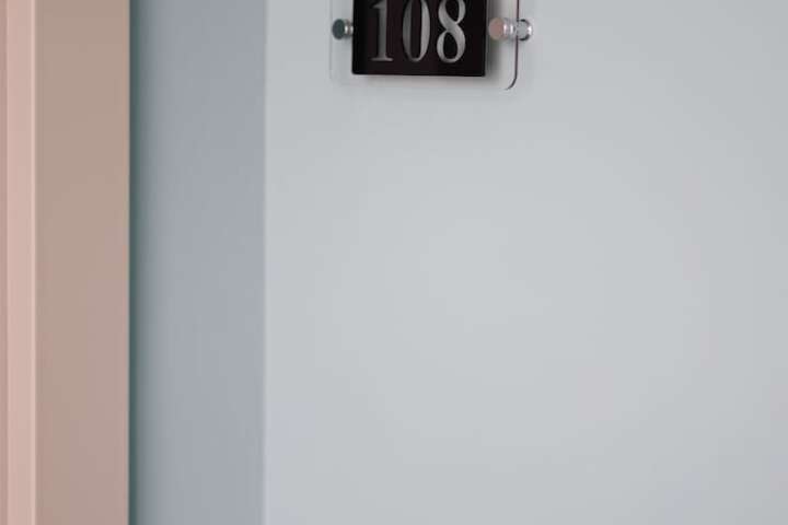 Room 15 of 44