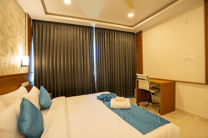 Room 8 of 66
