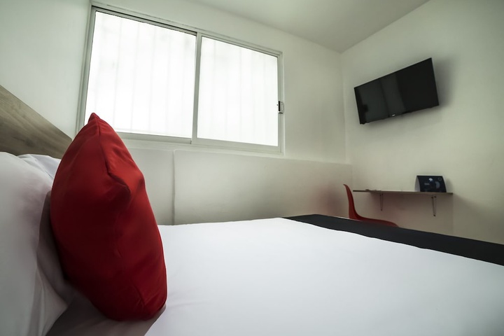 Room 2 of 13