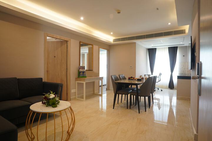 Room 13 of 54