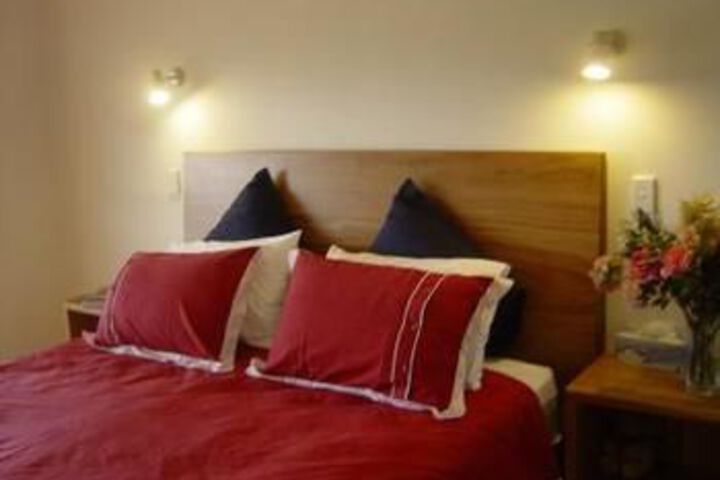 Room 10 of 29