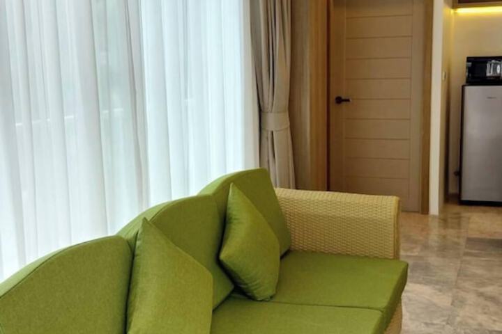 Room 75 of 174