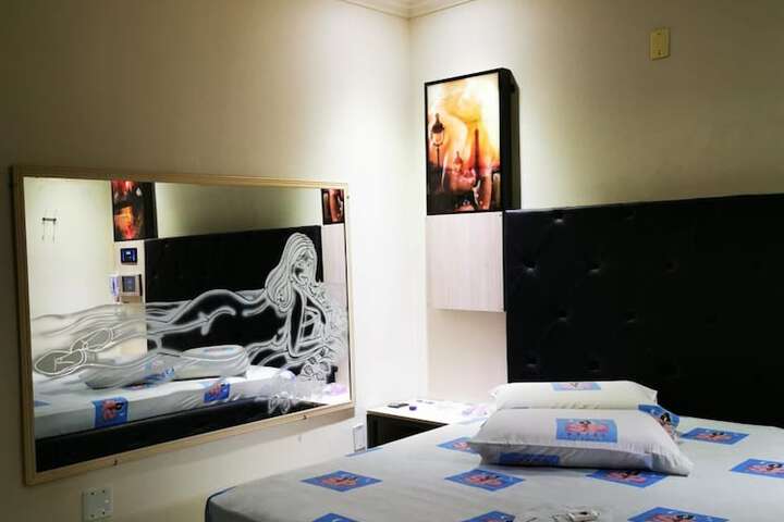 Room 13 of 58
