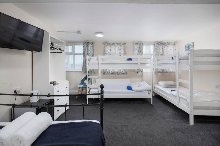 Room 31 of 47