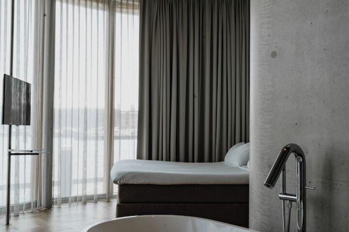 Room 49 of 115