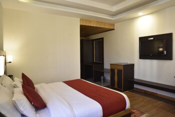 Room 16 of 20