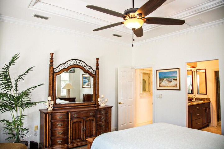 Room 2 of 16