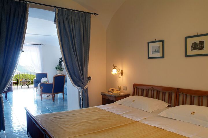 Room 6 of 88