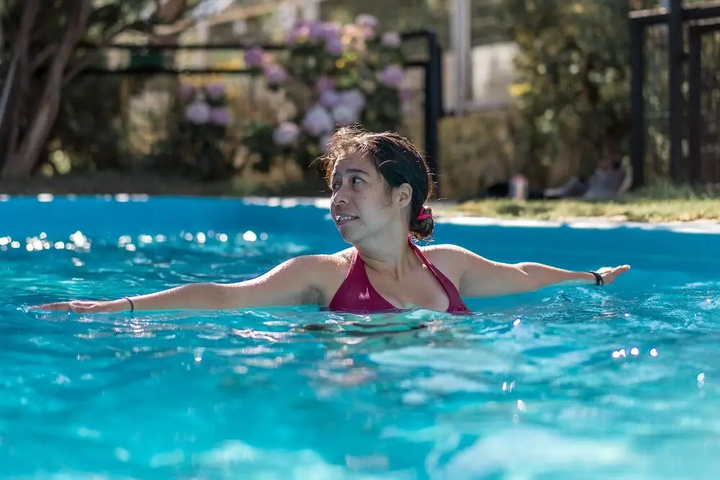 Pool 17 of 33