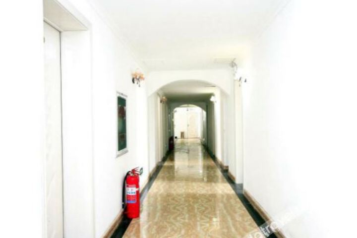 Hotel Interior 6 of 26