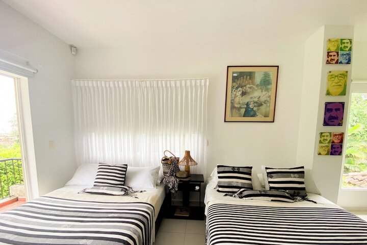 Room 27 of 61