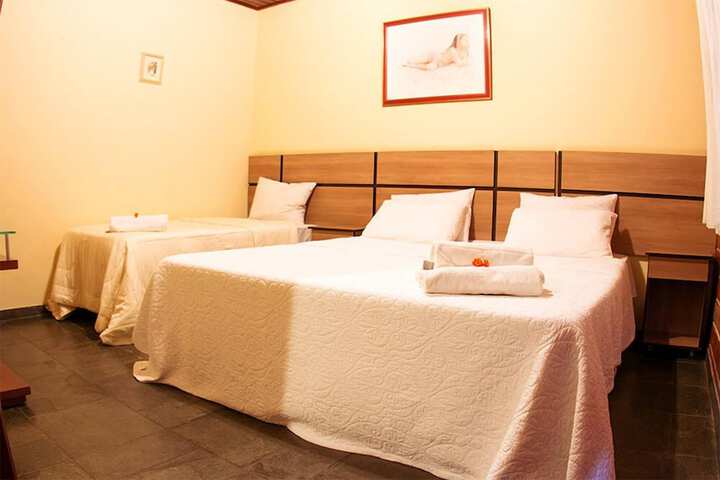 Room 4 of 85